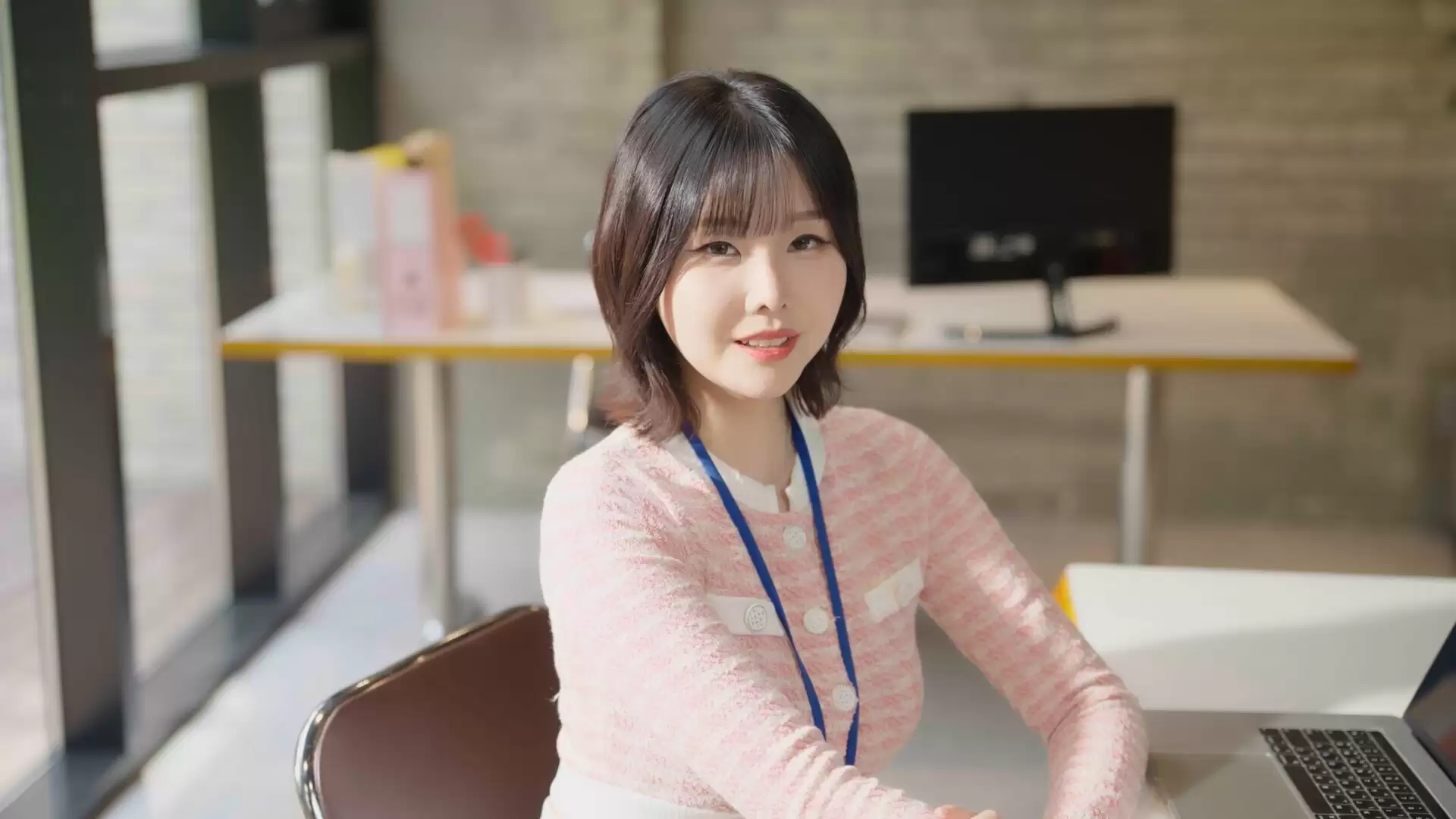 《嘘, 美女拍摄中》中文版